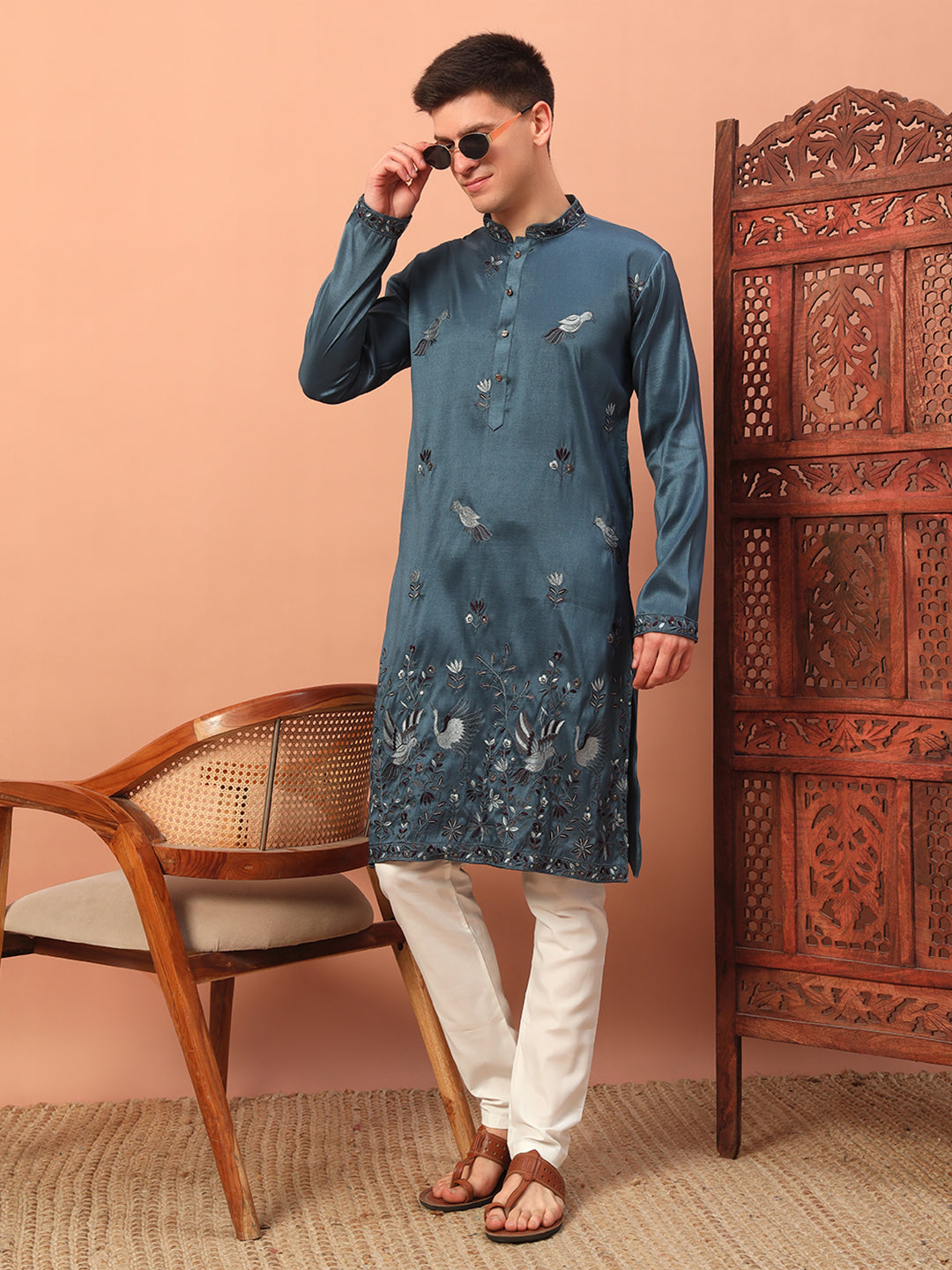 teal regal – Embroidered Kurta with Bird Motif for Men