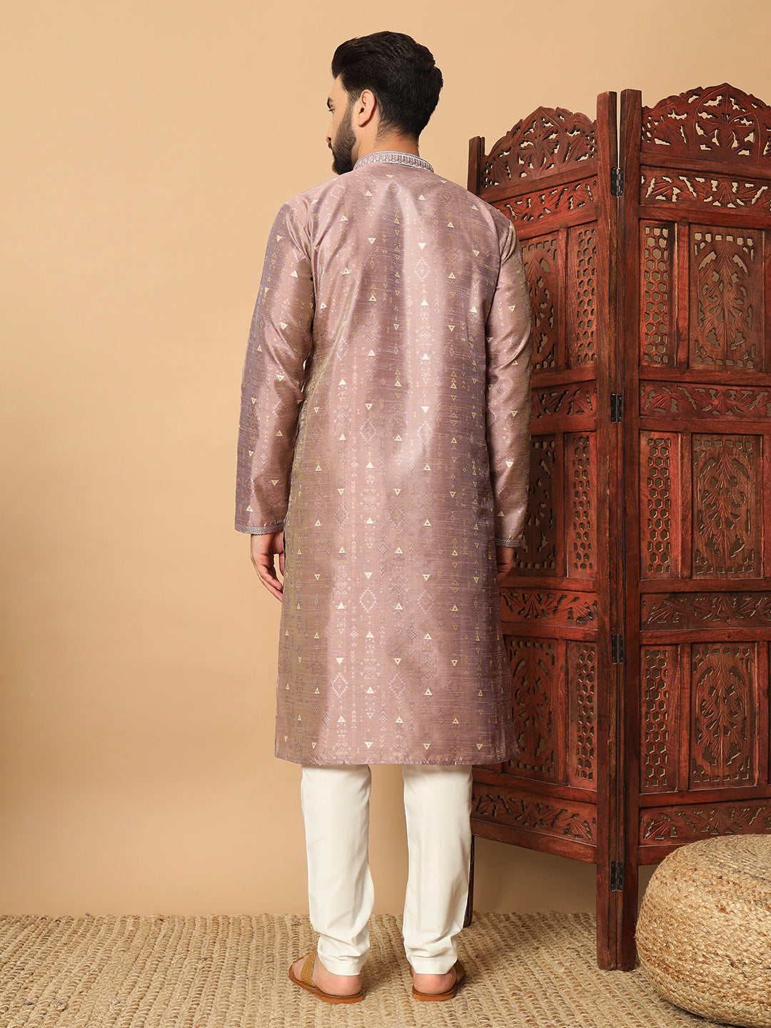Onion Weft Jacquard Kurta with Contrast Lace Detailing