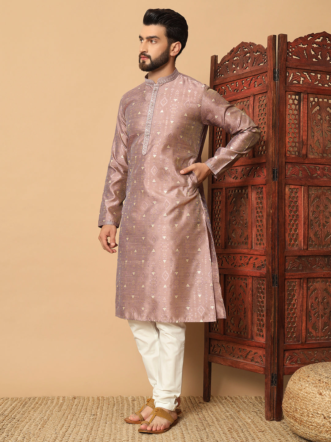 Onion Weft Jacquard Kurta with Contrast Lace Detailing