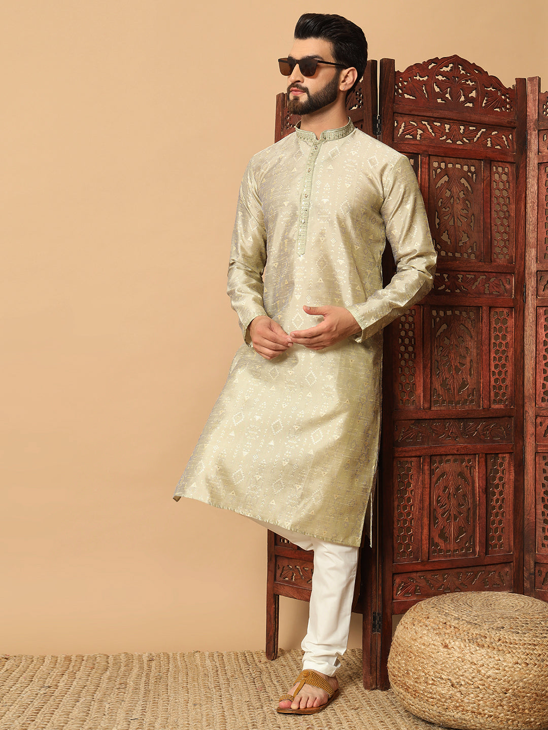 tinted lamon  Dual Weft Jacquard Kurta with Contrast Lace Detailing