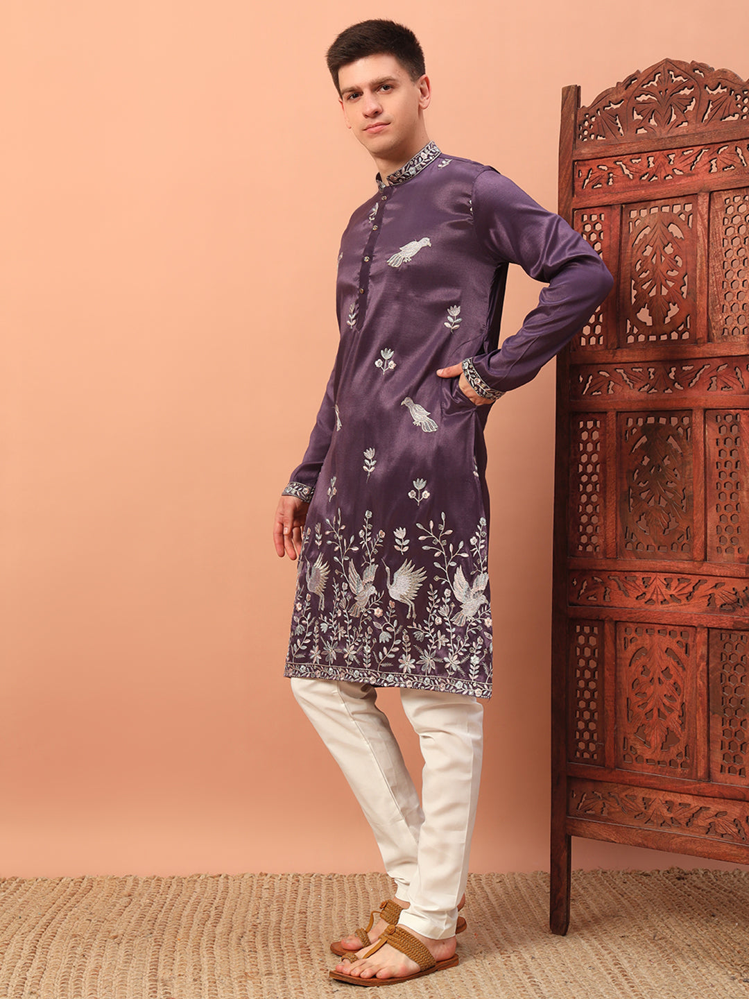 plum royale– Embroidered Kurta with Bird Motif for Men
