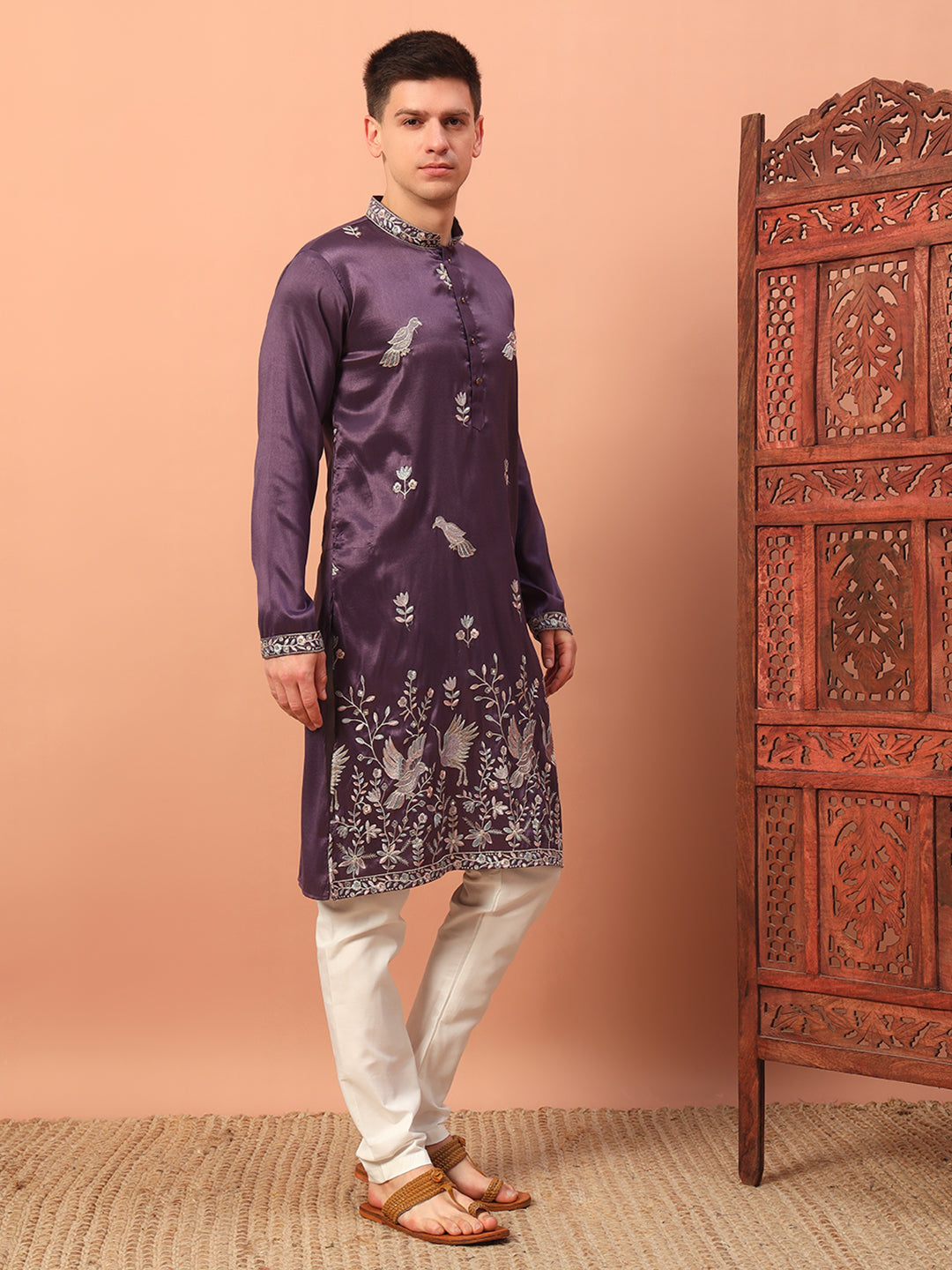plum royale– Embroidered Kurta with Bird Motif for Men