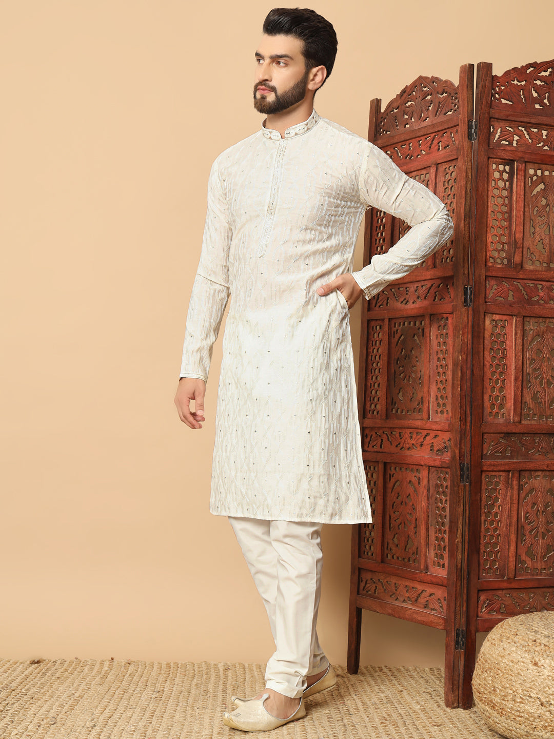 Noir Majesty – off white Embroidered Kurta for Men
