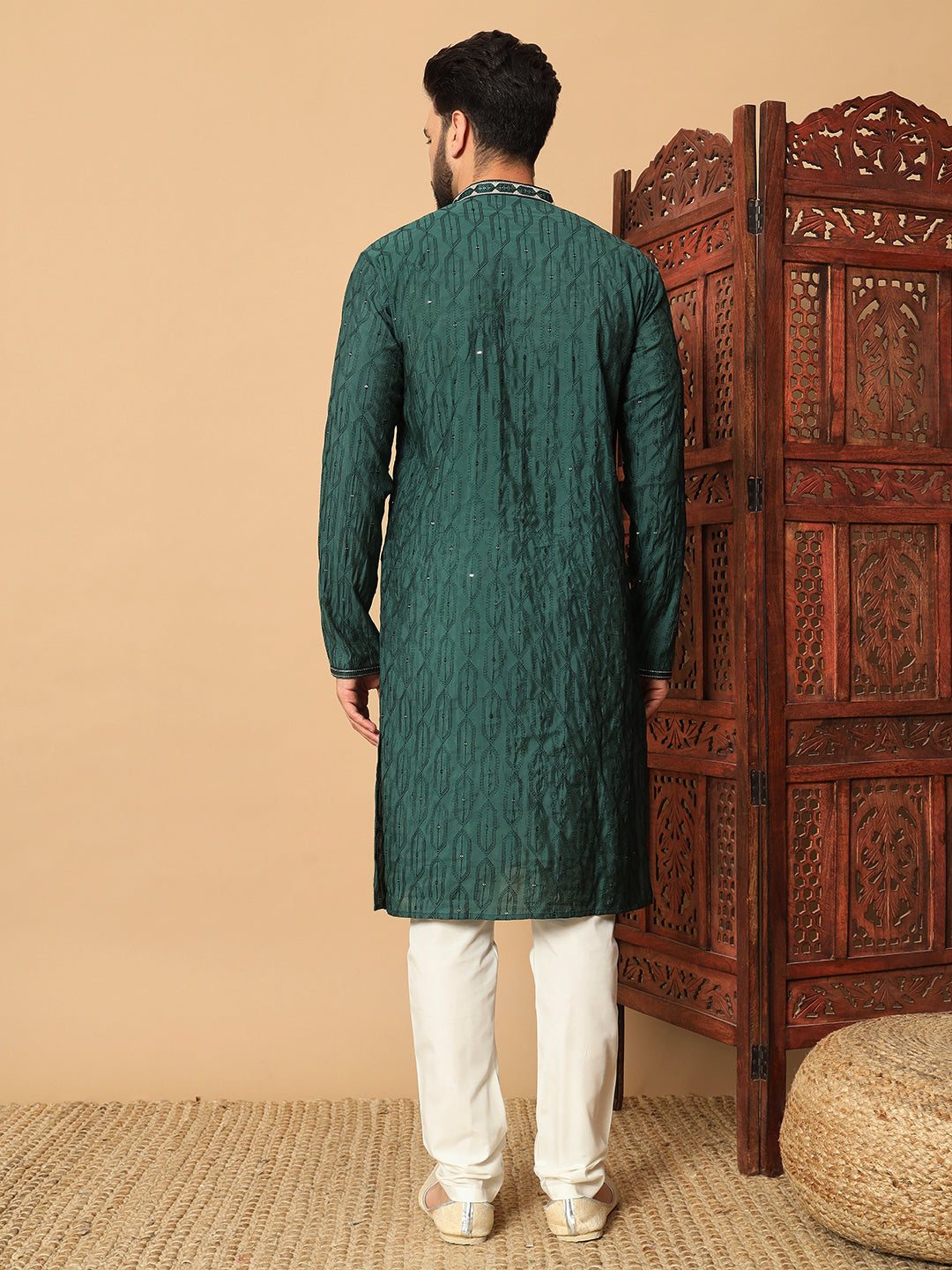 Noir Majesty – mehndi  Embroidered Kurta for Men