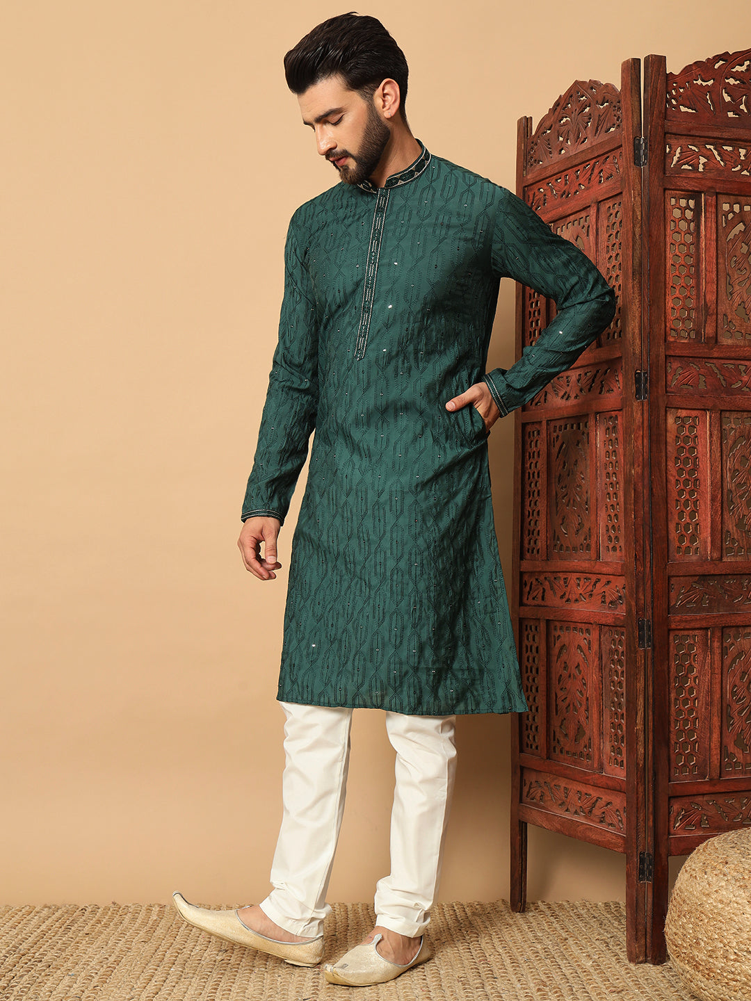 Noir Majesty – mehndi  Embroidered Kurta for Men