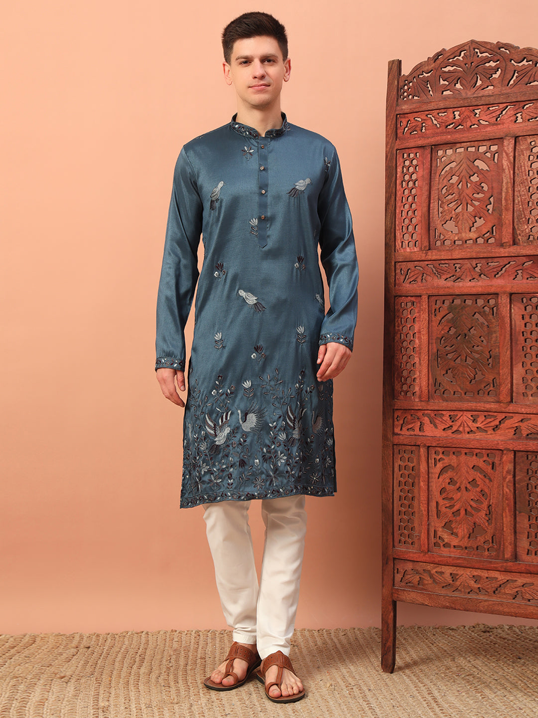 teal regal – Embroidered Kurta with Bird Motif for Men