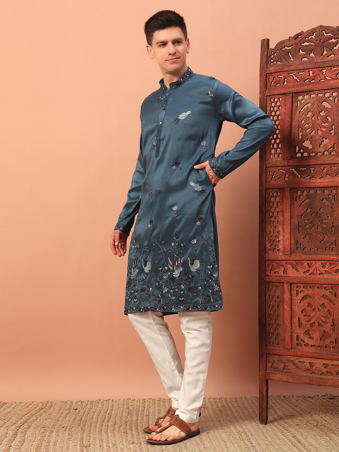 teal regal – Embroidered Kurta with Bird Motif for Men